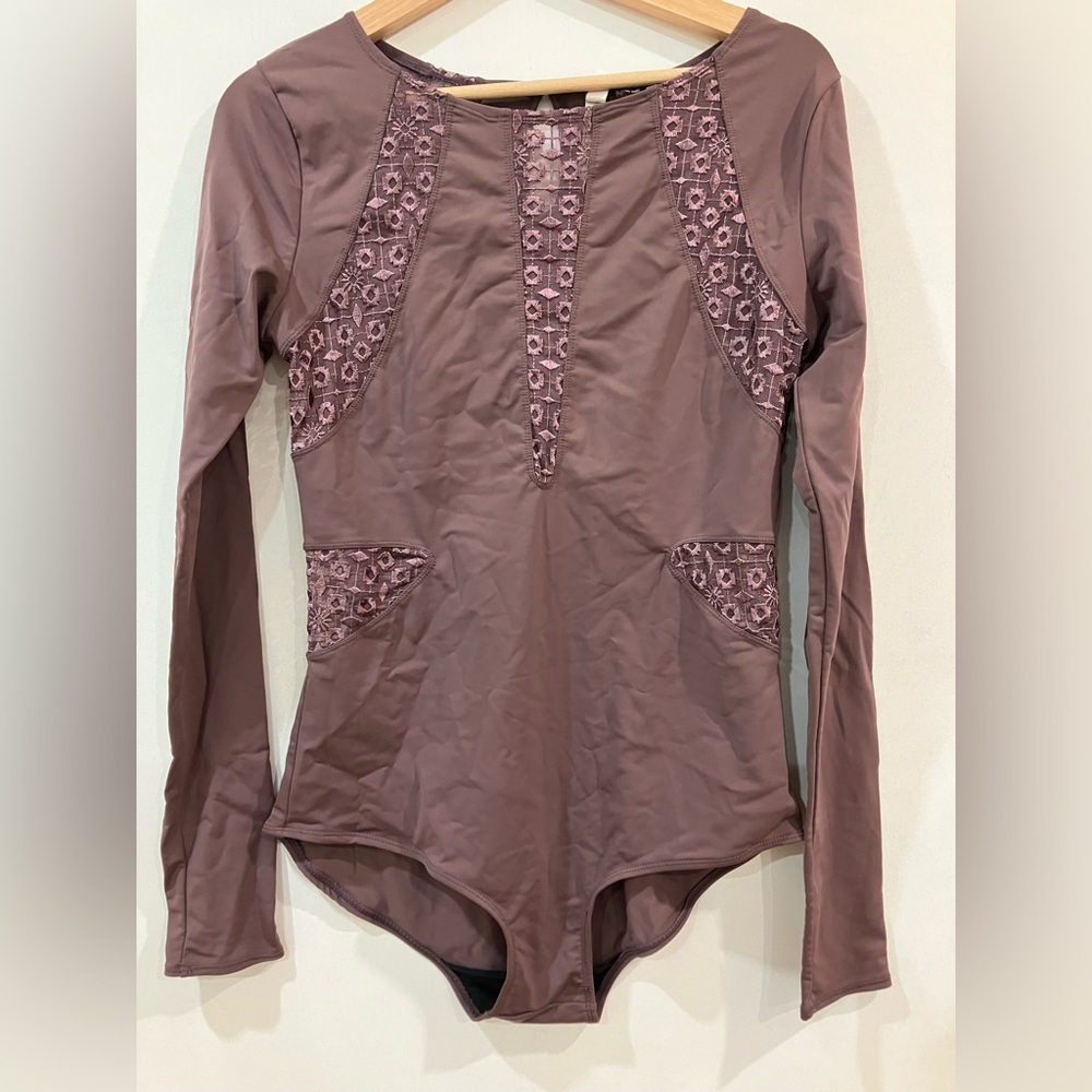 Pretty bodysuit